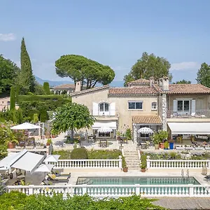 Bastide Les 3 Portes Bed & Breakfast